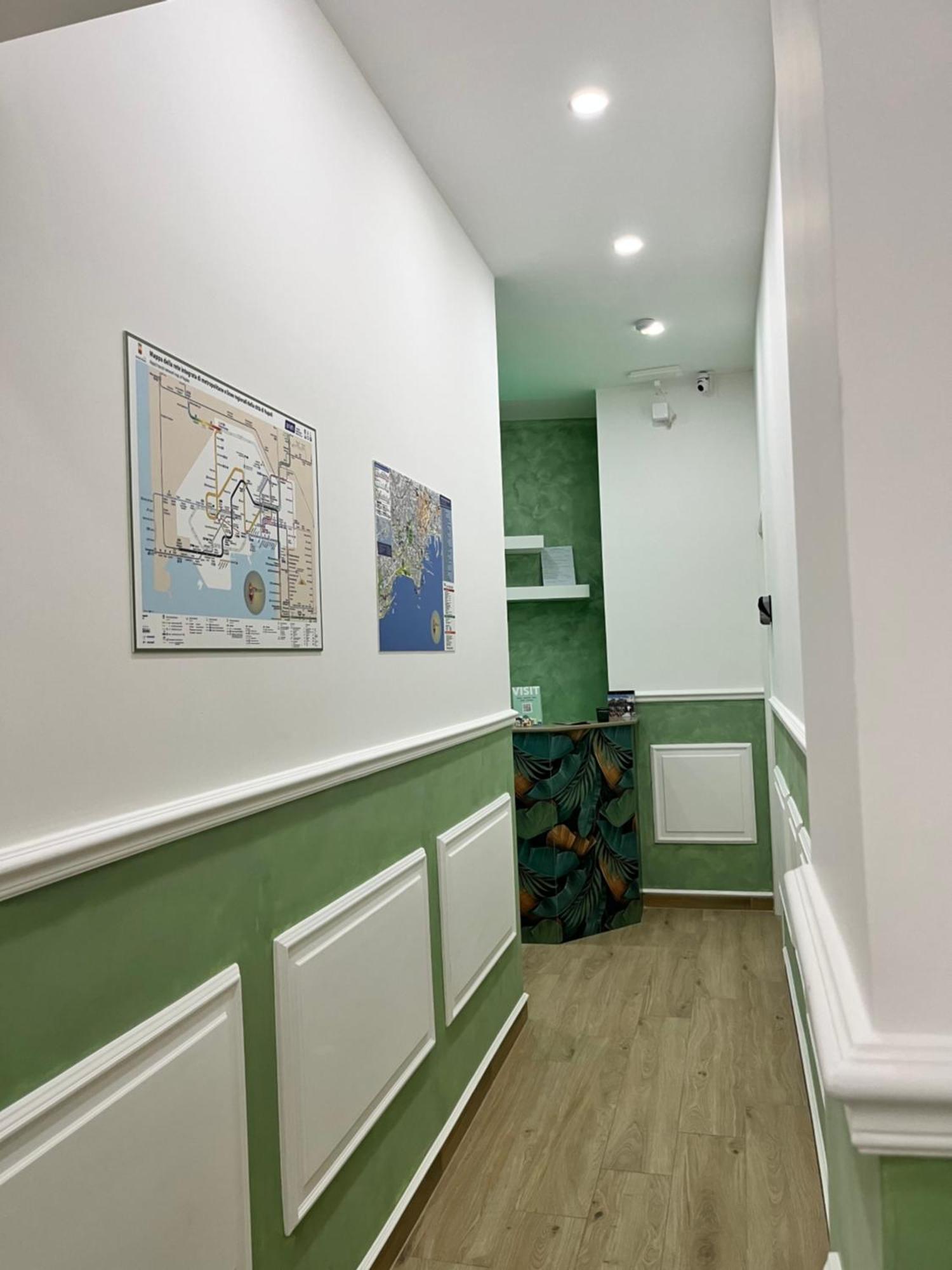 Vpm Rooms Central Train Station Naples Exterior photo